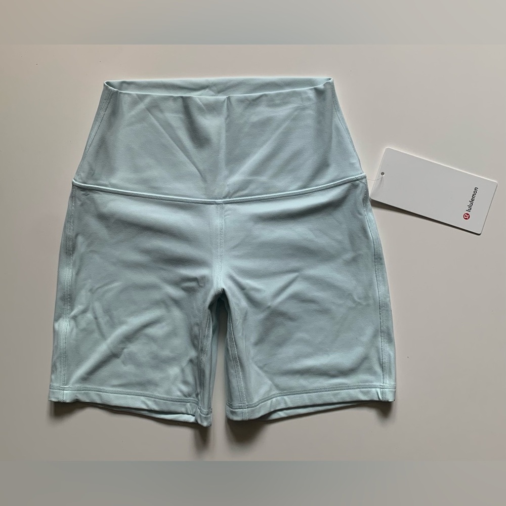 BNWT Lululemon Align High-Rise Short 6"